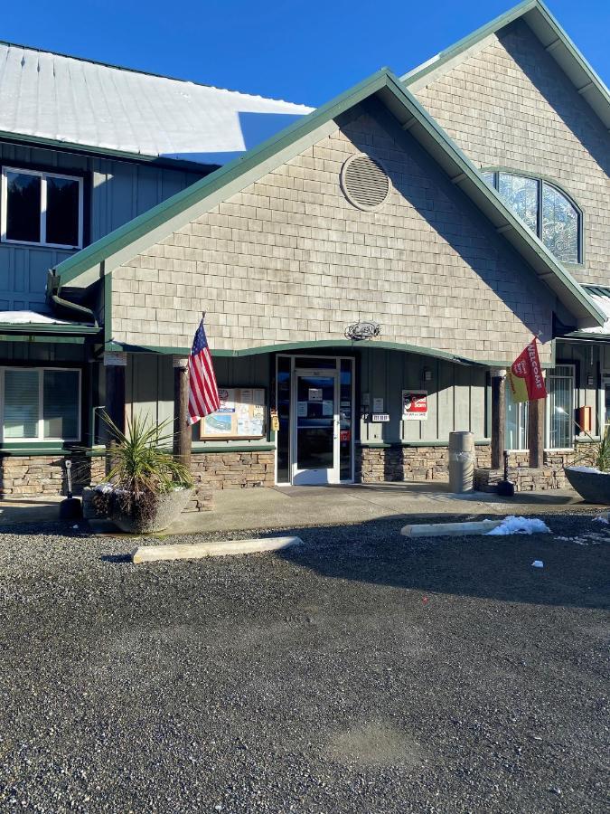 The Waterfront At Potlatch Motel Shelton Eksteriør billede